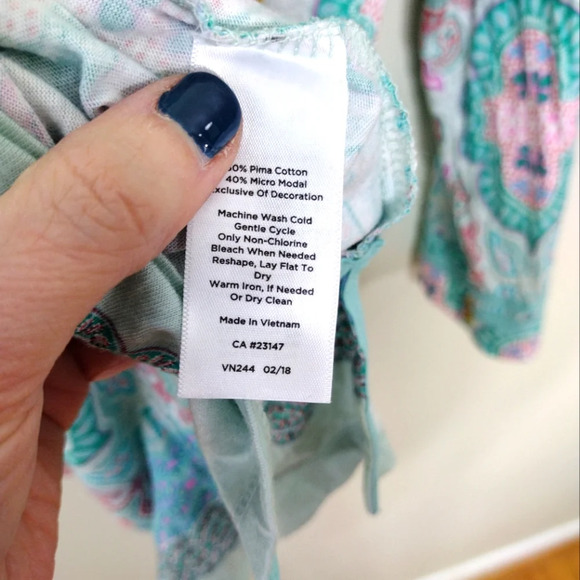 Talbots Moroccan Medallion Split Neck Tunic - Picture 4 of 4